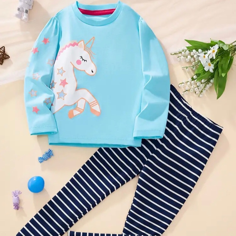 Unicorn 🦄 set size 8Y